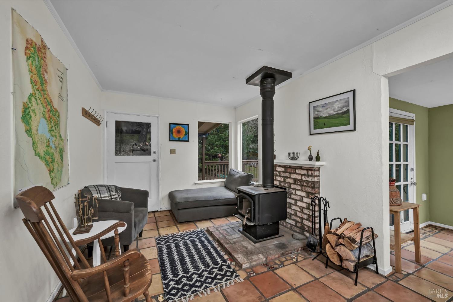 Detail Gallery Image 12 of 27 For 14031 Ettawa Springs Rd, Middletown,  CA 95461 - 3 Beds | 1 Baths