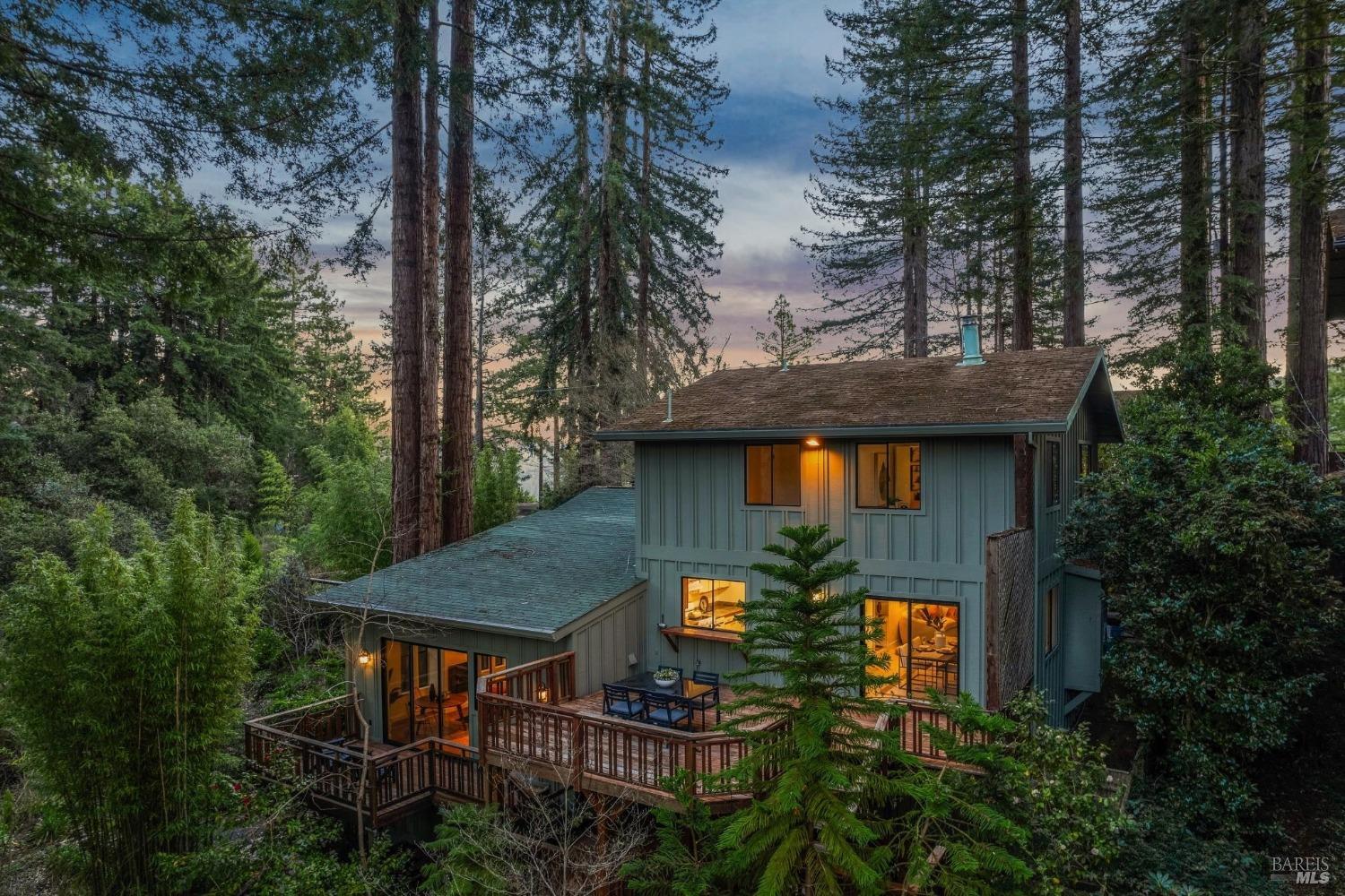 Detail Gallery Image 1 of 1 For 17550 Summit Ave, Guerneville,  CA 95446 - 4 Beds | 3/1 Baths