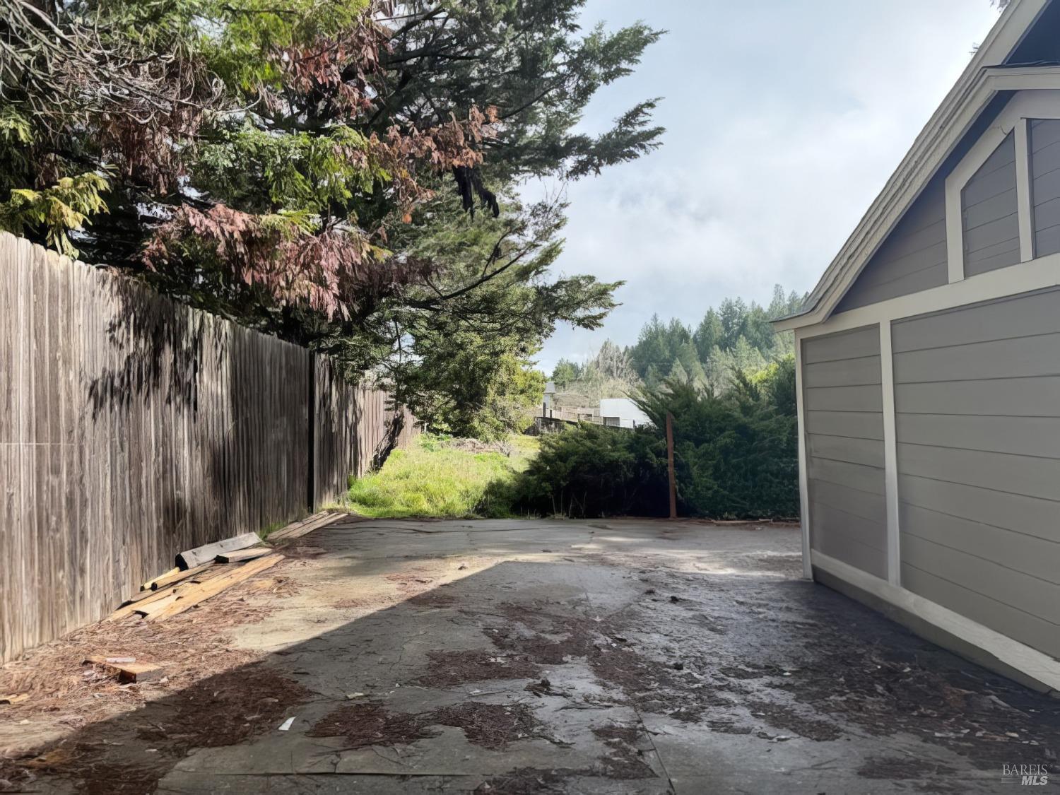 Detail Gallery Image 31 of 33 For 27620 Poppy Dr, Willits,  CA 95490 - 3 Beds | 2 Baths
