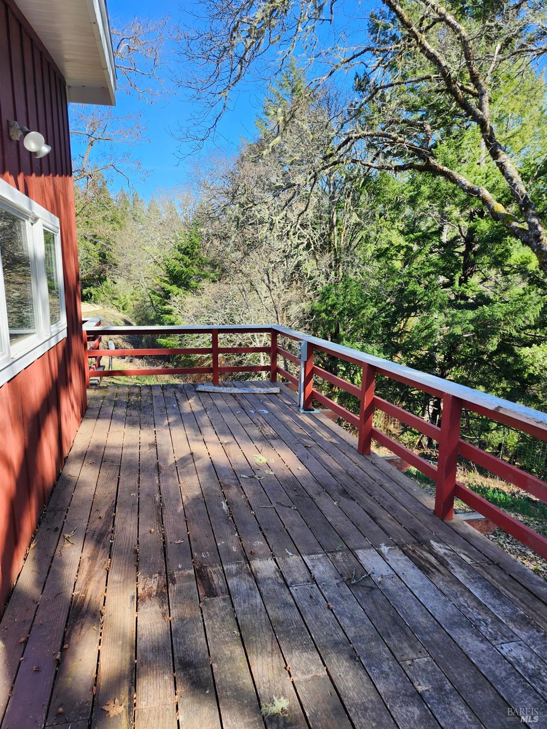 Detail Gallery Image 14 of 32 For 1075 Dutyville Rd, Garberville,  CA 95542 - 2 Beds | 2 Baths