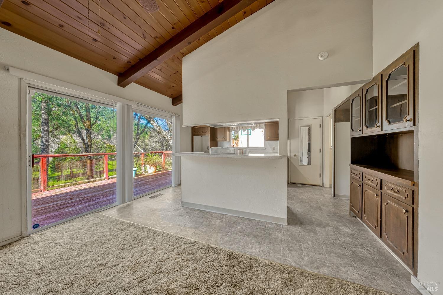 Detail Gallery Image 9 of 45 For 16345 Tee Rd, Cobb,  CA 95426 - 2 Beds | 2/1 Baths