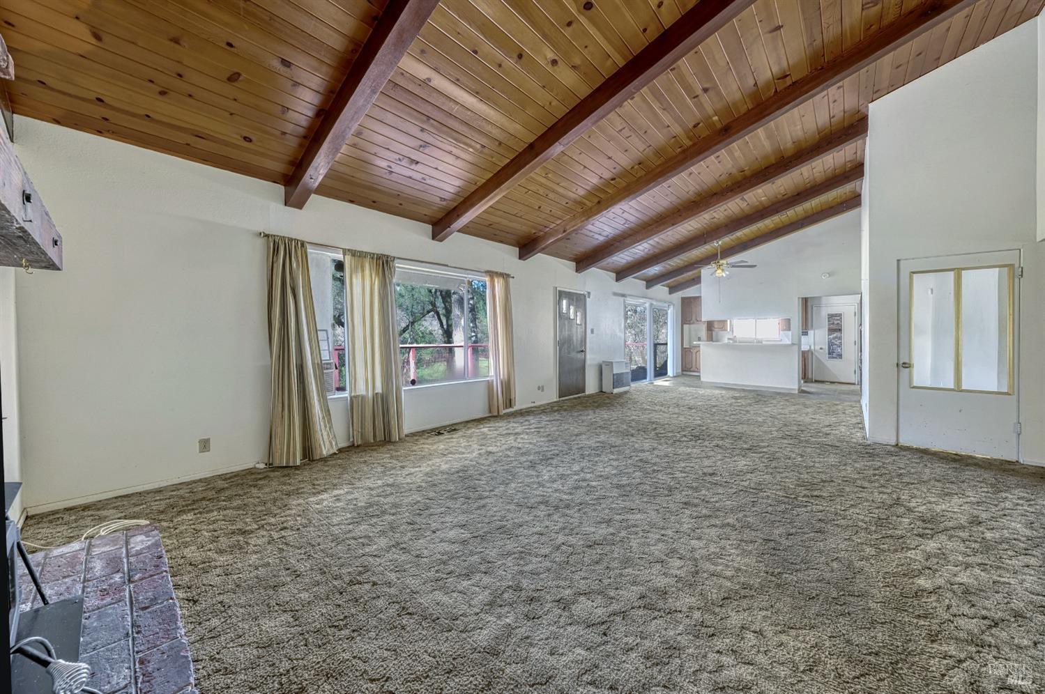 Detail Gallery Image 8 of 45 For 16345 Tee Rd, Cobb,  CA 95426 - 2 Beds | 2/1 Baths