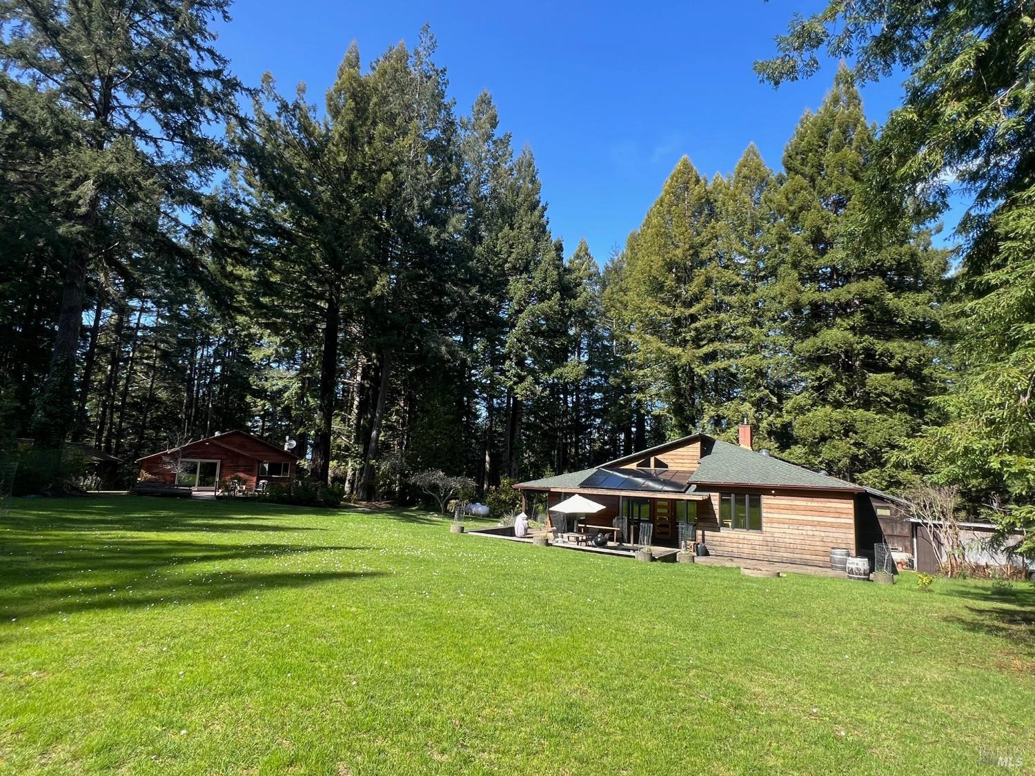 Detail Gallery Image 40 of 46 For 38881 Comptche Ukiah Rd, Mendocino,  CA 95460 - 4 Beds | 2 Baths