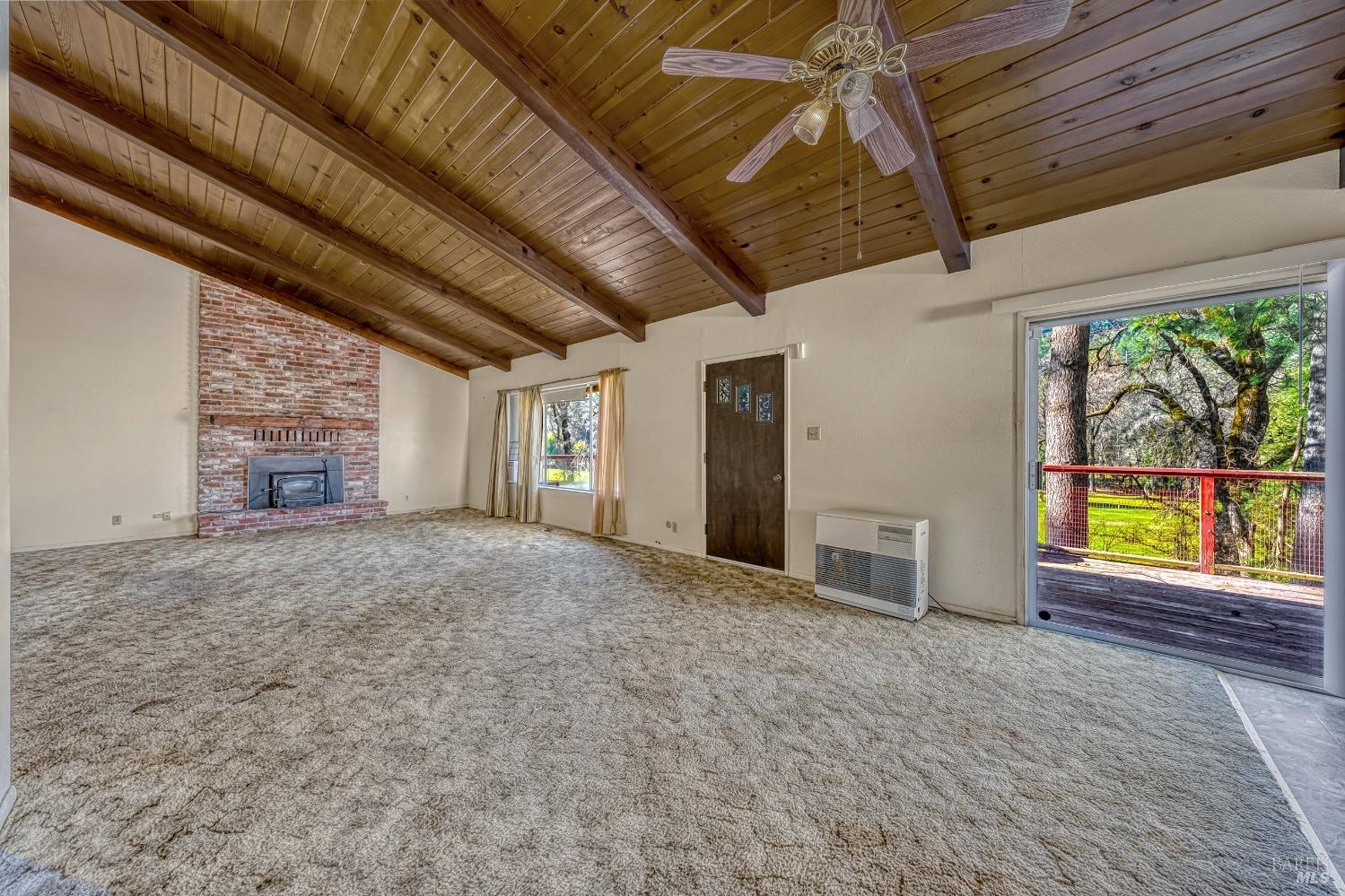 Detail Gallery Image 7 of 45 For 16345 Tee Rd, Cobb,  CA 95426 - 2 Beds | 2/1 Baths