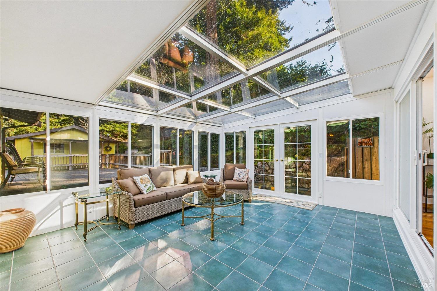 Detail Gallery Image 1 of 27 For 3123 W St, Eureka,  CA 95503 - 3 Beds | 2 Baths