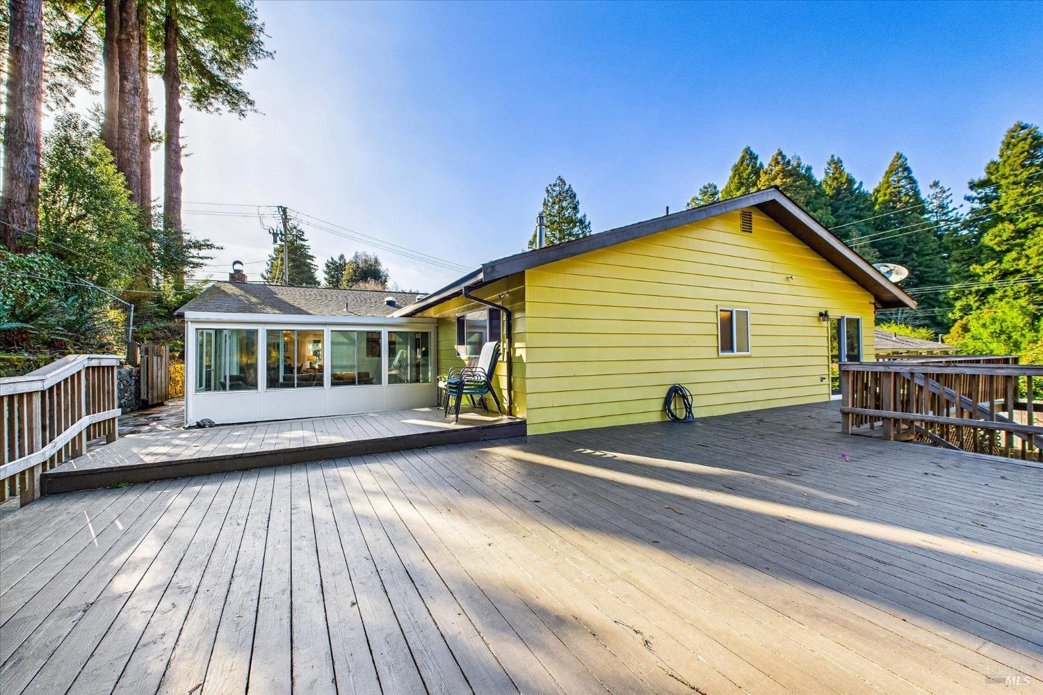 Detail Gallery Image 17 of 27 For 3123 W St, Eureka,  CA 95503 - 3 Beds | 2 Baths