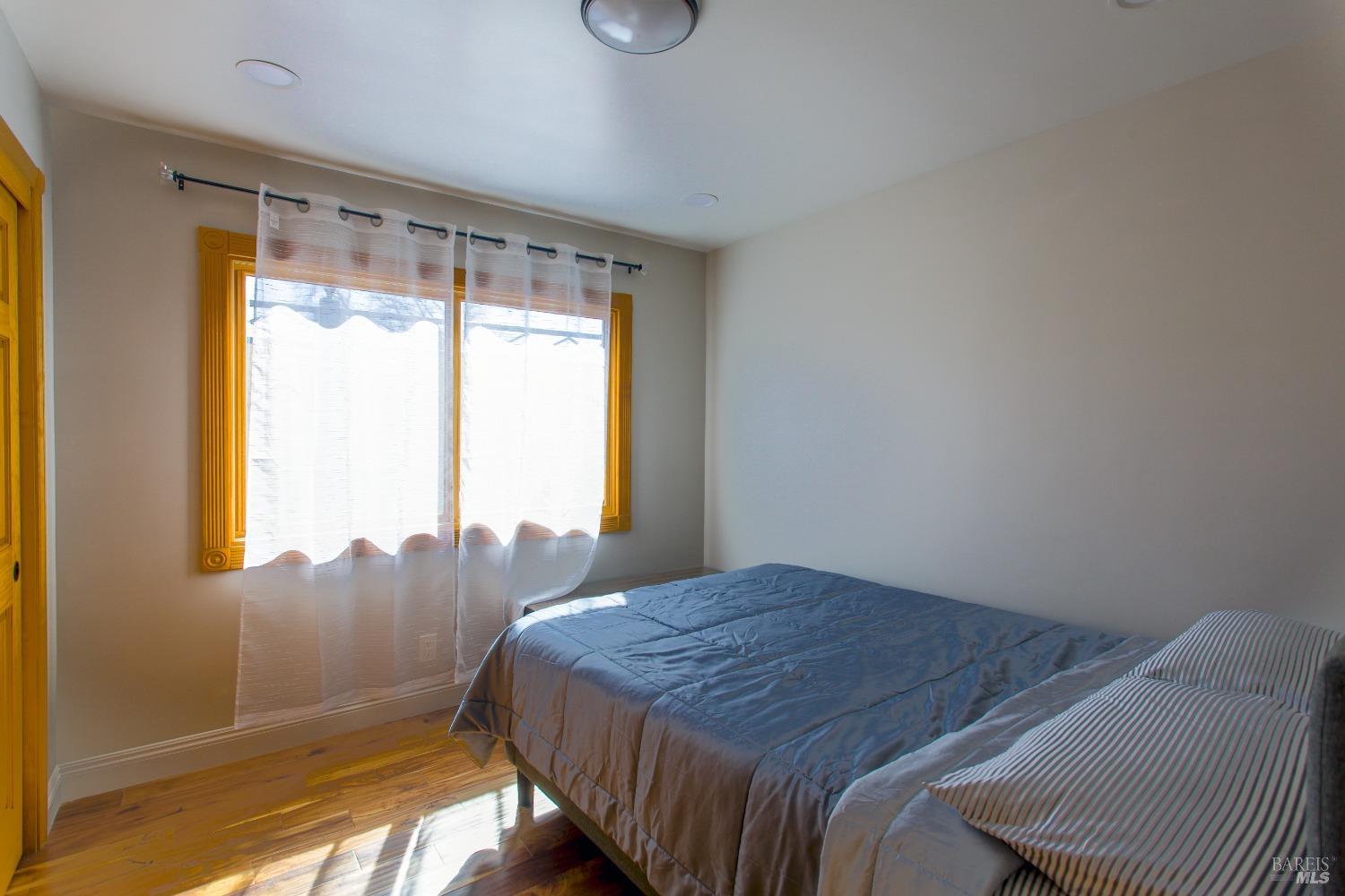 Detail Gallery Image 13 of 22 For 205 Laws Ave, Ukiah,  CA 95482 - 3 Beds | 2 Baths