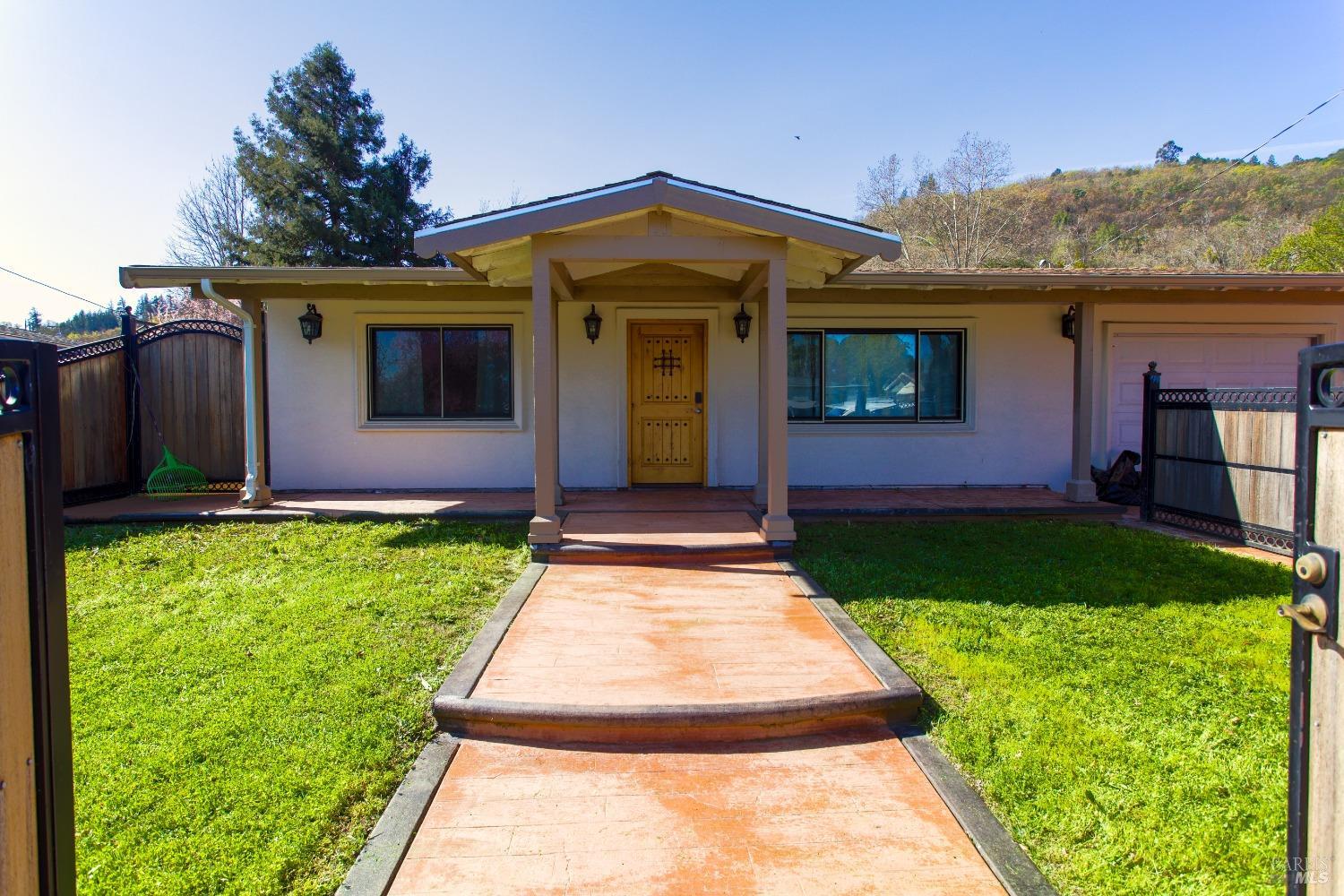 Detail Gallery Image 22 of 22 For 205 Laws Ave, Ukiah,  CA 95482 - 3 Beds | 2 Baths