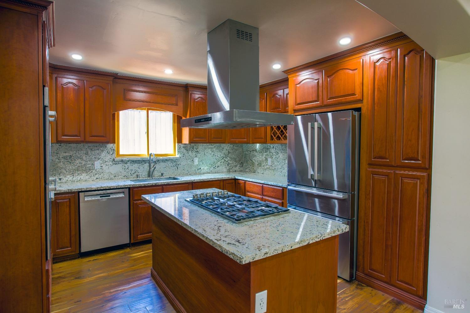 Detail Gallery Image 7 of 22 For 205 Laws Ave, Ukiah,  CA 95482 - 3 Beds | 2 Baths