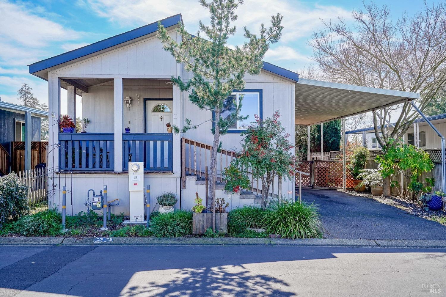 Detail Gallery Image 1 of 1 For 150 Silverado Trl 23, Napa,  CA 94559 - 3 Beds | 2 Baths