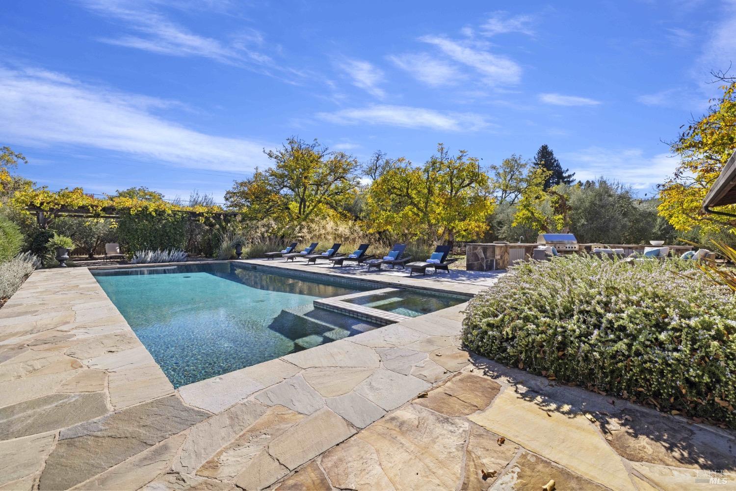 Detail Gallery Image 56 of 81 For 2551 Grant St, Calistoga,  CA 94515 - 6 Beds | 4/2 Baths