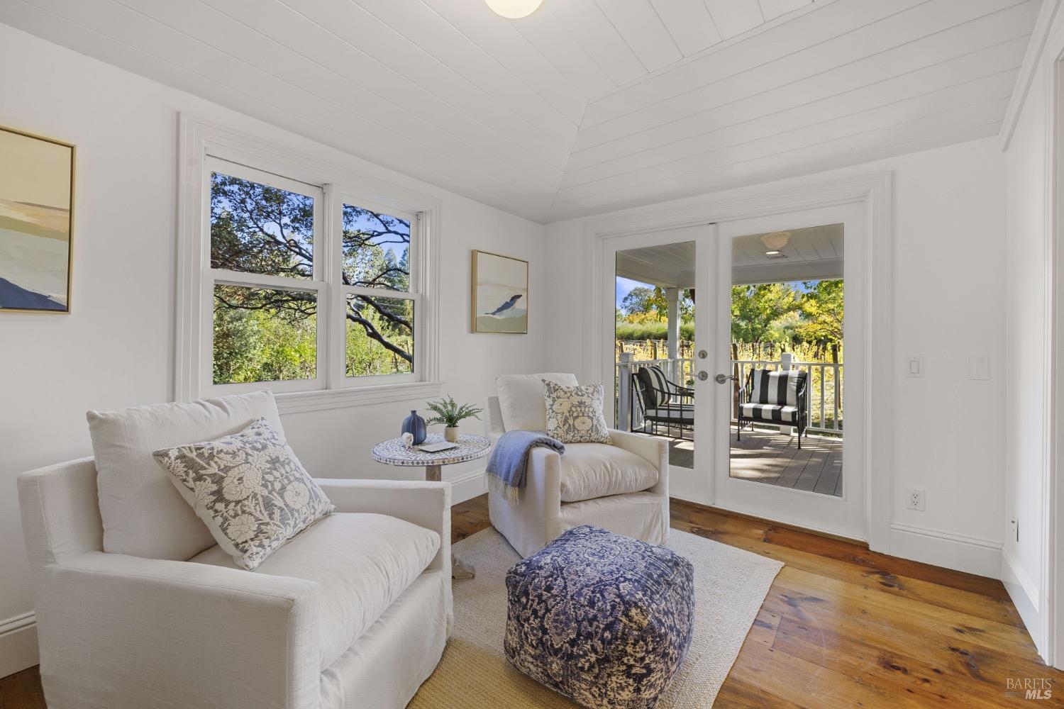 Detail Gallery Image 17 of 81 For 2551 Grant St, Calistoga,  CA 94515 - 6 Beds | 4/2 Baths