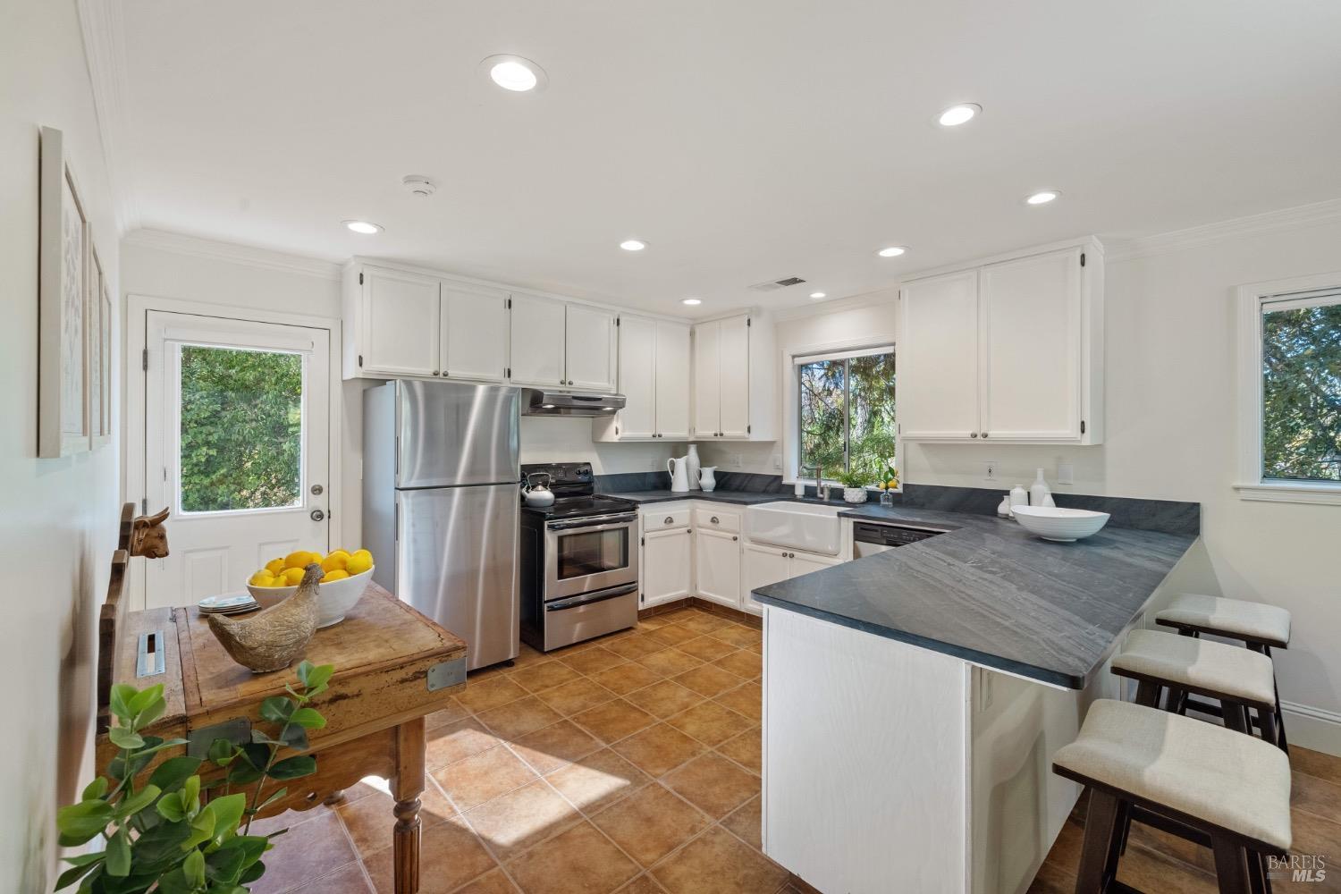 Detail Gallery Image 70 of 81 For 2551 Grant St, Calistoga,  CA 94515 - 6 Beds | 4/2 Baths