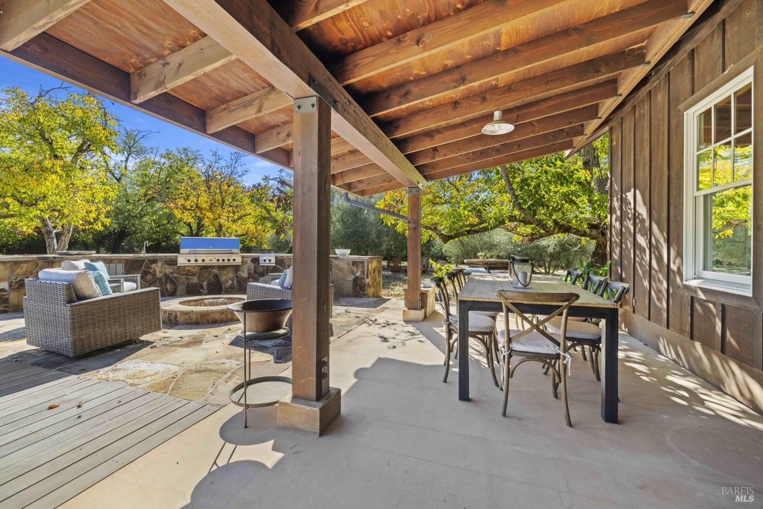 Detail Gallery Image 53 of 81 For 2551 Grant St, Calistoga,  CA 94515 - 6 Beds | 4/2 Baths