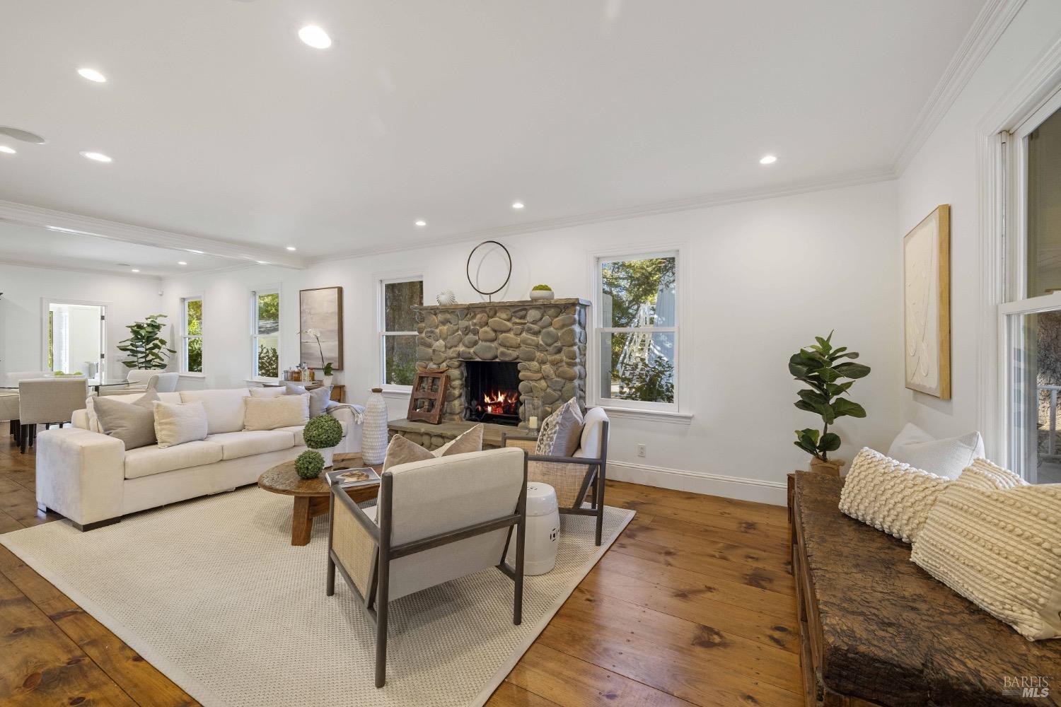 Detail Gallery Image 22 of 81 For 2551 Grant St, Calistoga,  CA 94515 - 6 Beds | 4/2 Baths