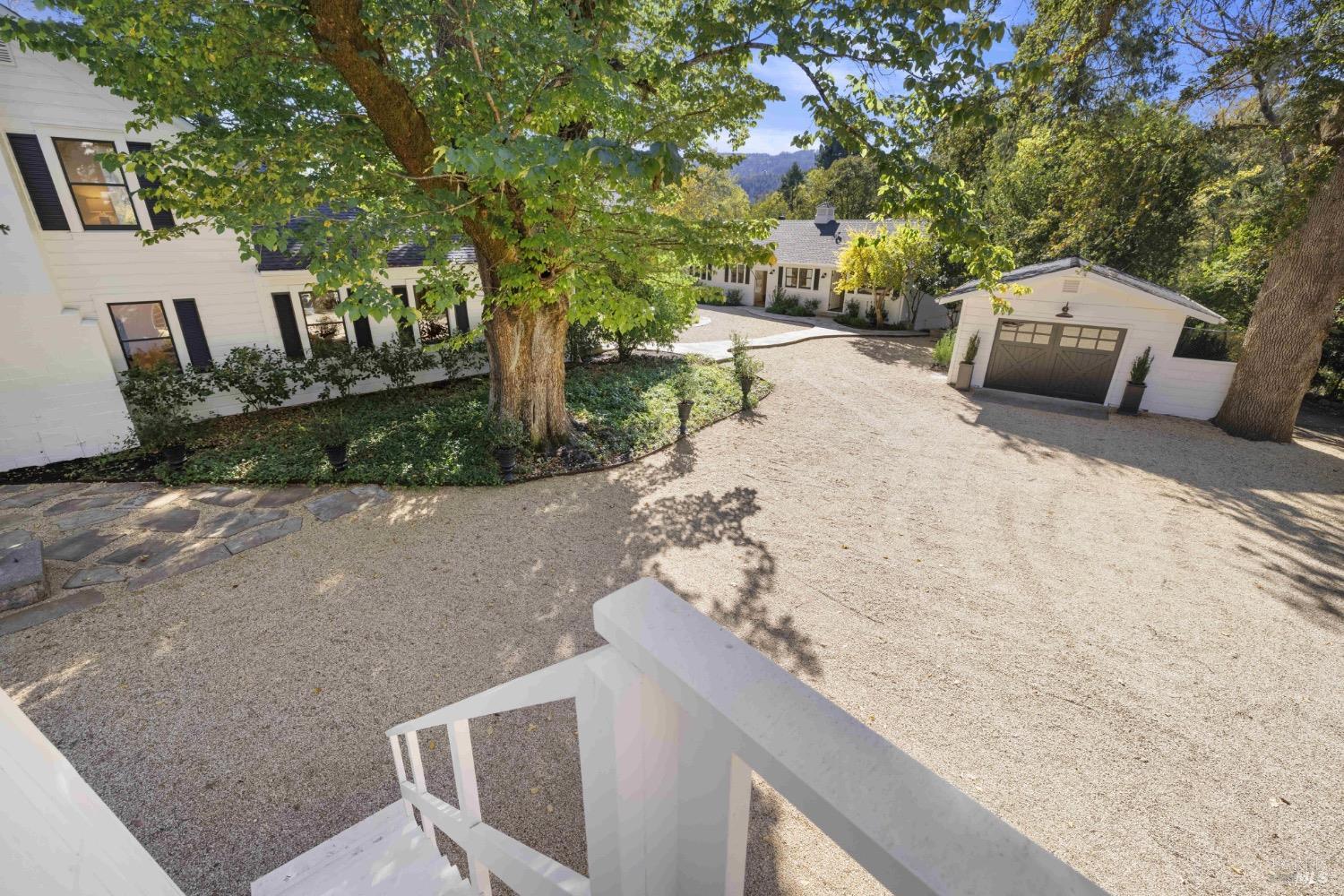 Detail Gallery Image 9 of 81 For 2551 Grant St, Calistoga,  CA 94515 - 6 Beds | 4/2 Baths