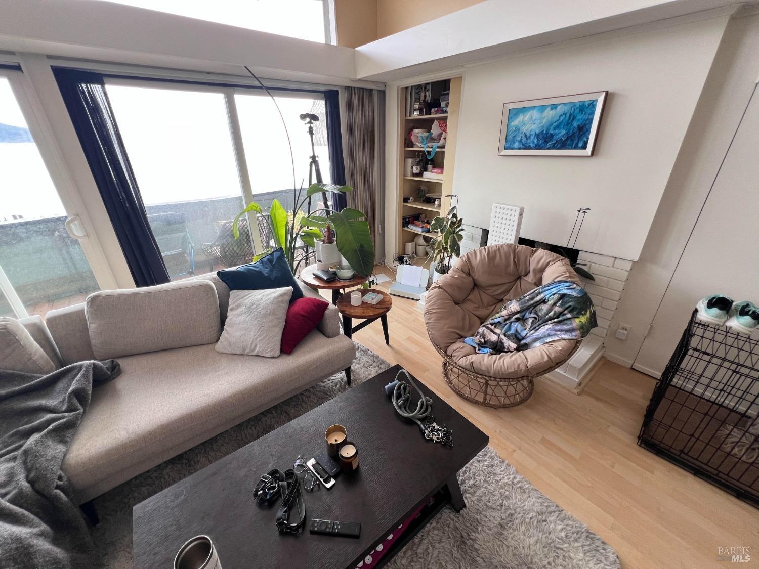 Detail Gallery Image 11 of 13 For 545 Bridgeway St, Sausalito,  CA 94965 - – Beds | – Baths