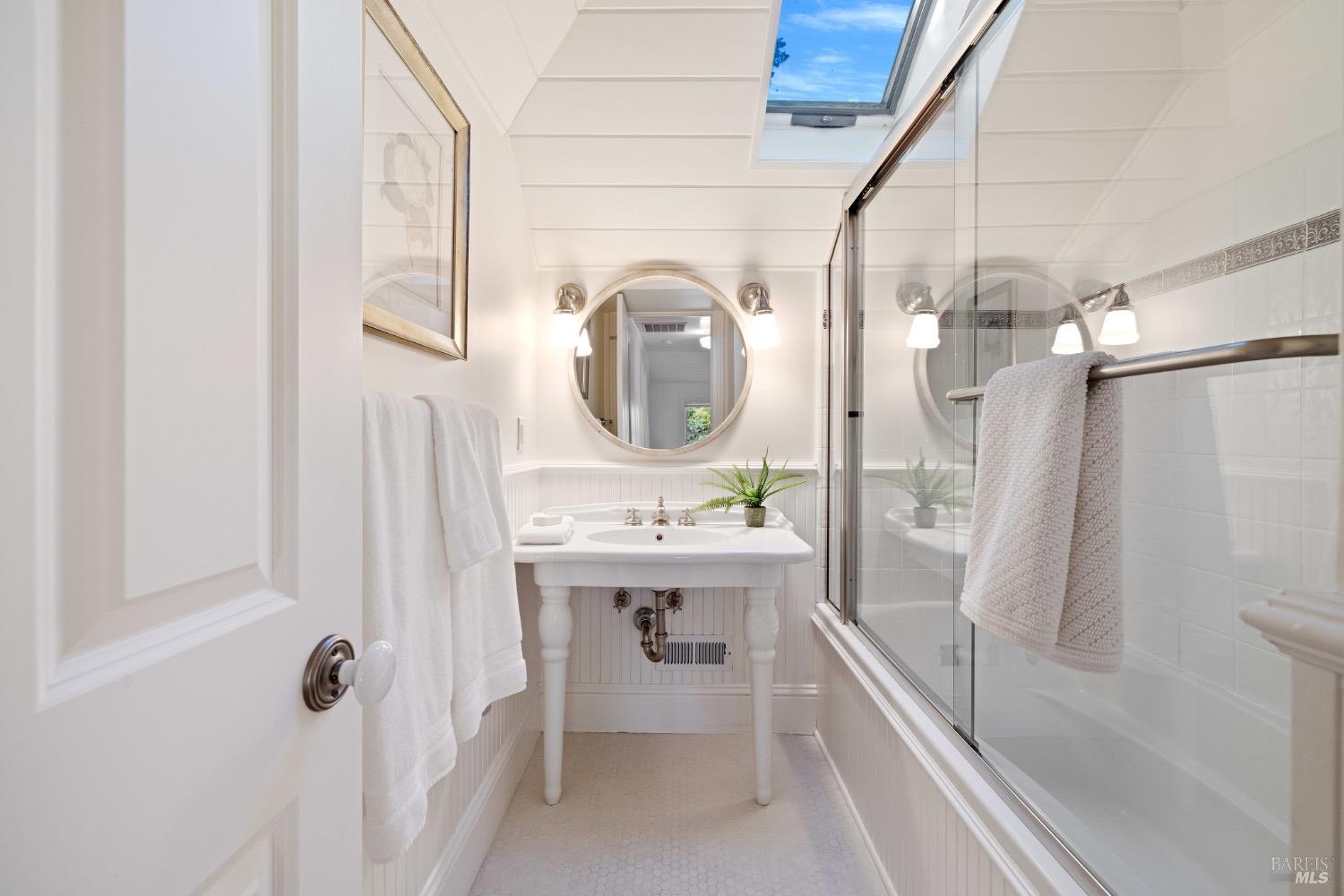 Detail Gallery Image 39 of 81 For 2551 Grant St, Calistoga,  CA 94515 - 6 Beds | 4/2 Baths
