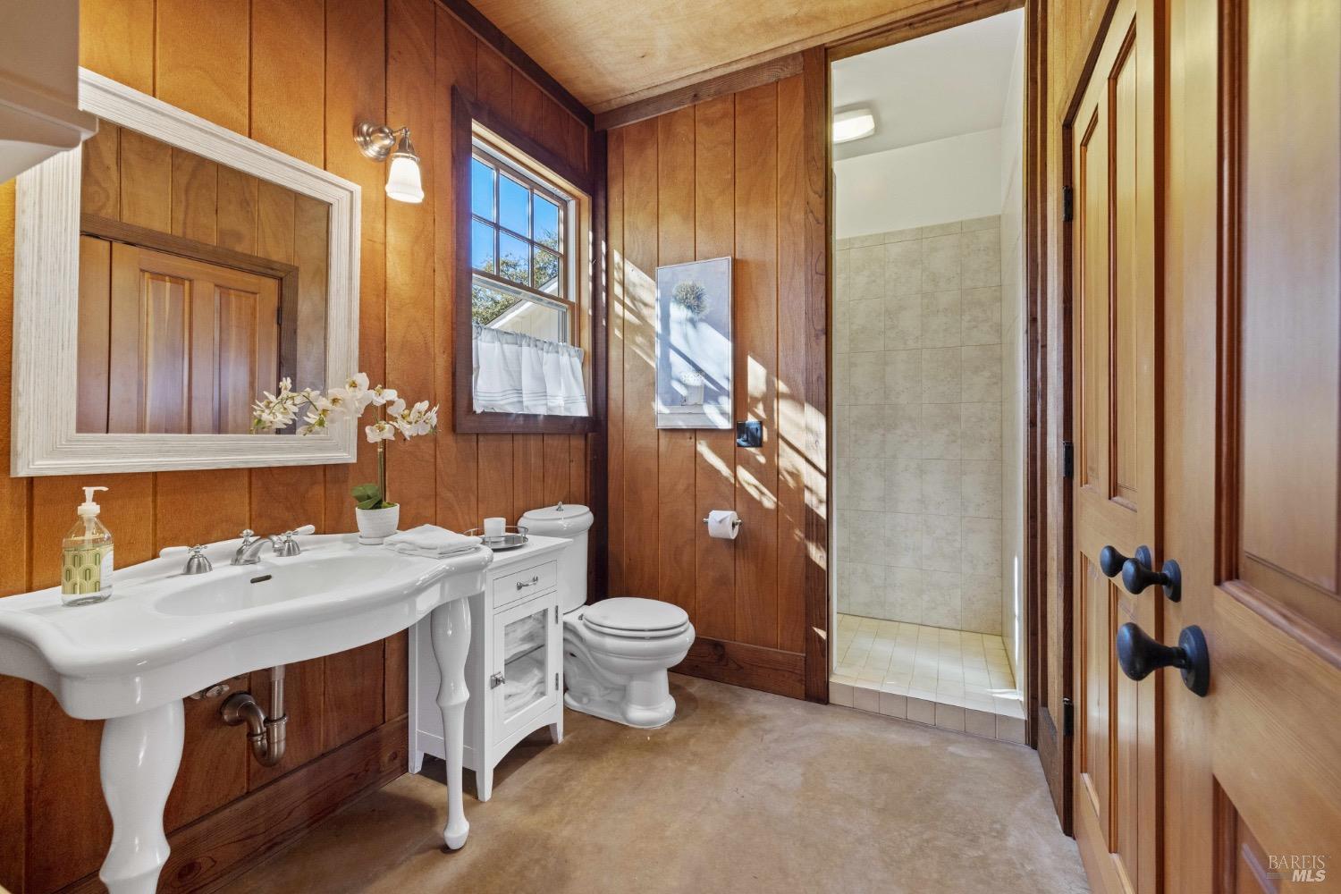 Detail Gallery Image 50 of 81 For 2551 Grant St, Calistoga,  CA 94515 - 6 Beds | 4/2 Baths