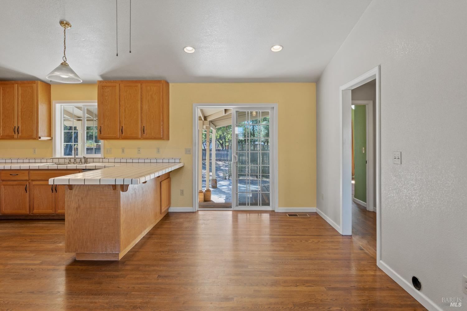 Detail Gallery Image 9 of 37 For 2301 Road H Unkn, Redwood Valley,  CA 95470 - 2 Beds | 1 Baths