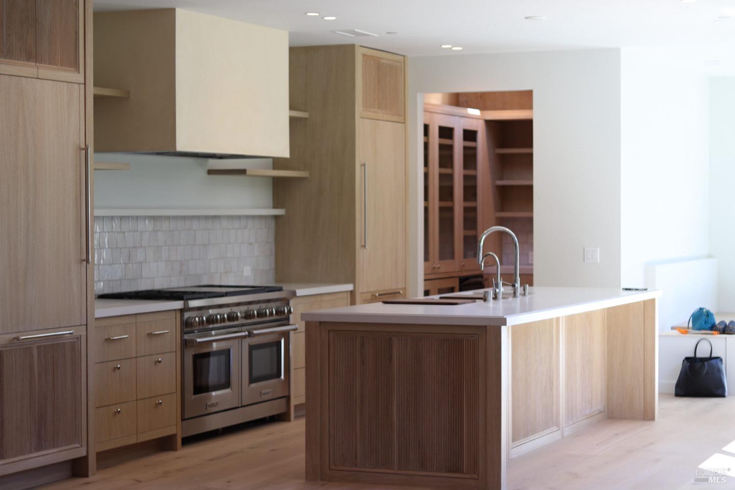 Detail Gallery Image 1 of 1 For 4 Rosebank Ln, Kentfield,  CA 94904 - 5 Beds | 3/1 Baths