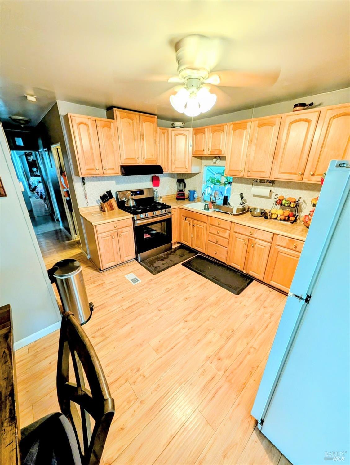 Detail Gallery Image 15 of 27 For 50 River Rd Unkn 8, Rio Vista,  CA 94571 - 2 Beds | 1 Baths