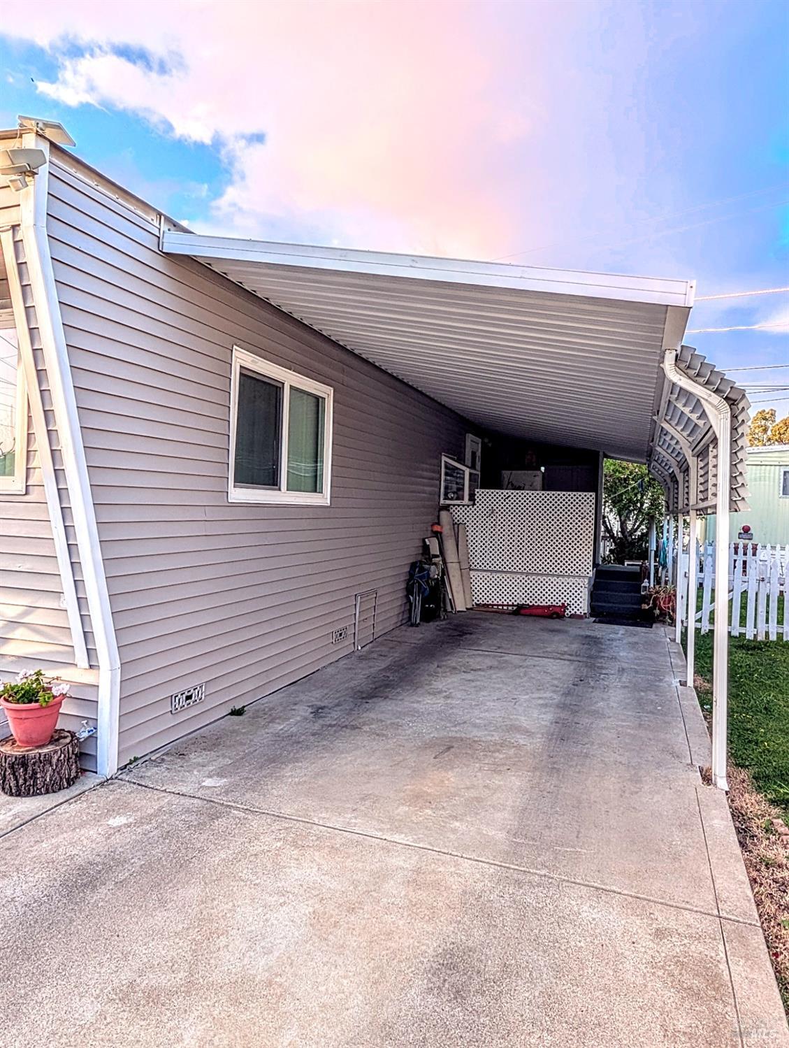 Detail Gallery Image 8 of 27 For 50 River Rd Unkn 8, Rio Vista,  CA 94571 - 2 Beds | 1 Baths