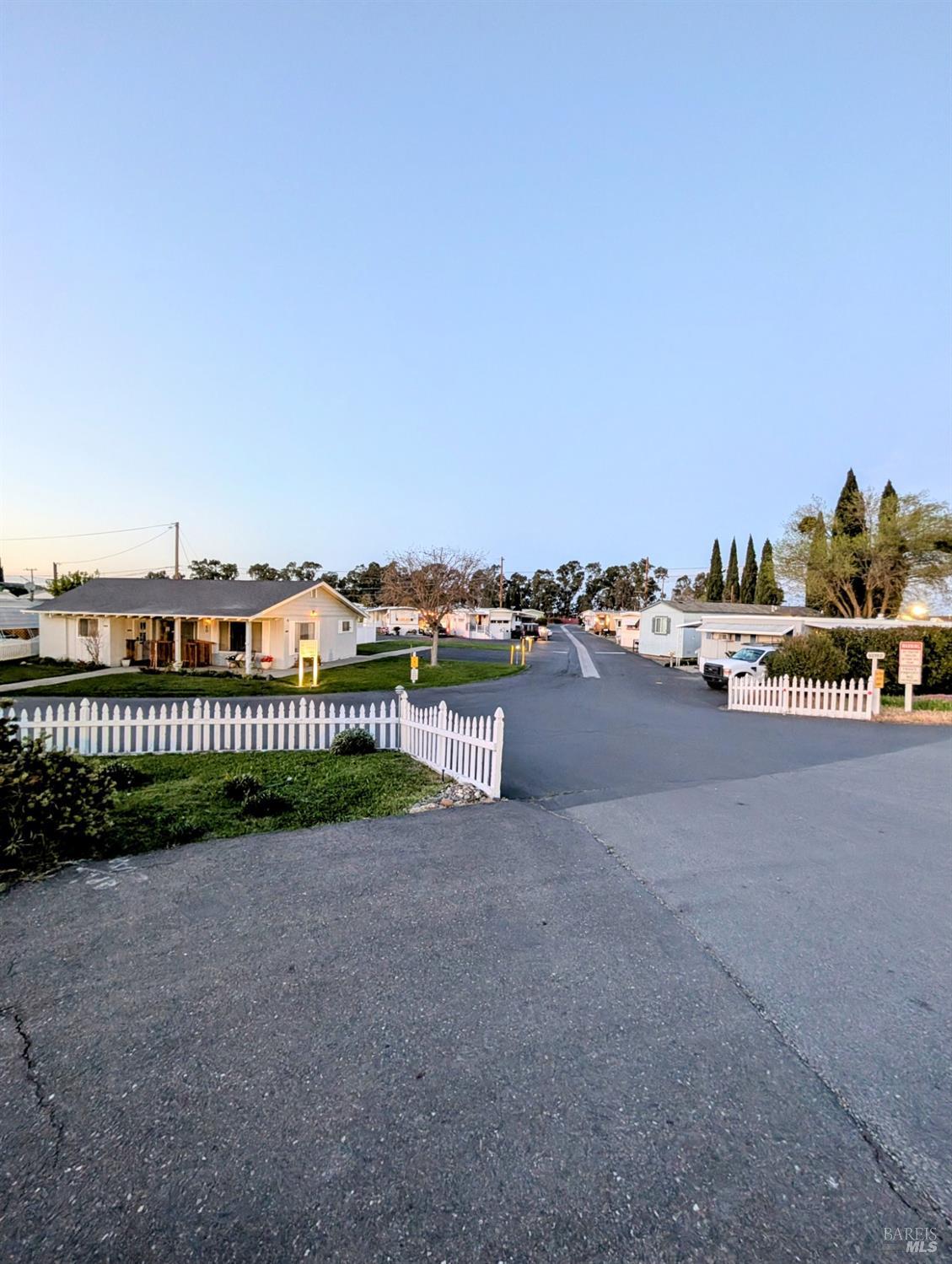 Detail Gallery Image 2 of 27 For 50 River Rd Unkn 8, Rio Vista,  CA 94571 - 2 Beds | 1 Baths