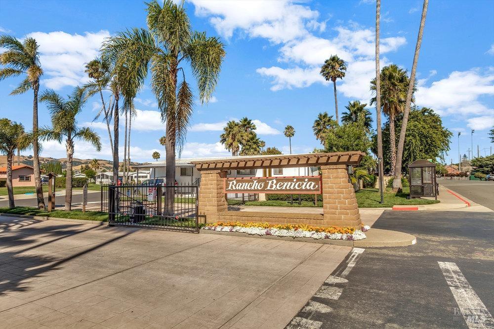 Detail Gallery Image 1 of 1 For 300 E H St 38, Benicia,  CA 94510 - 3 Beds | 2 Baths
