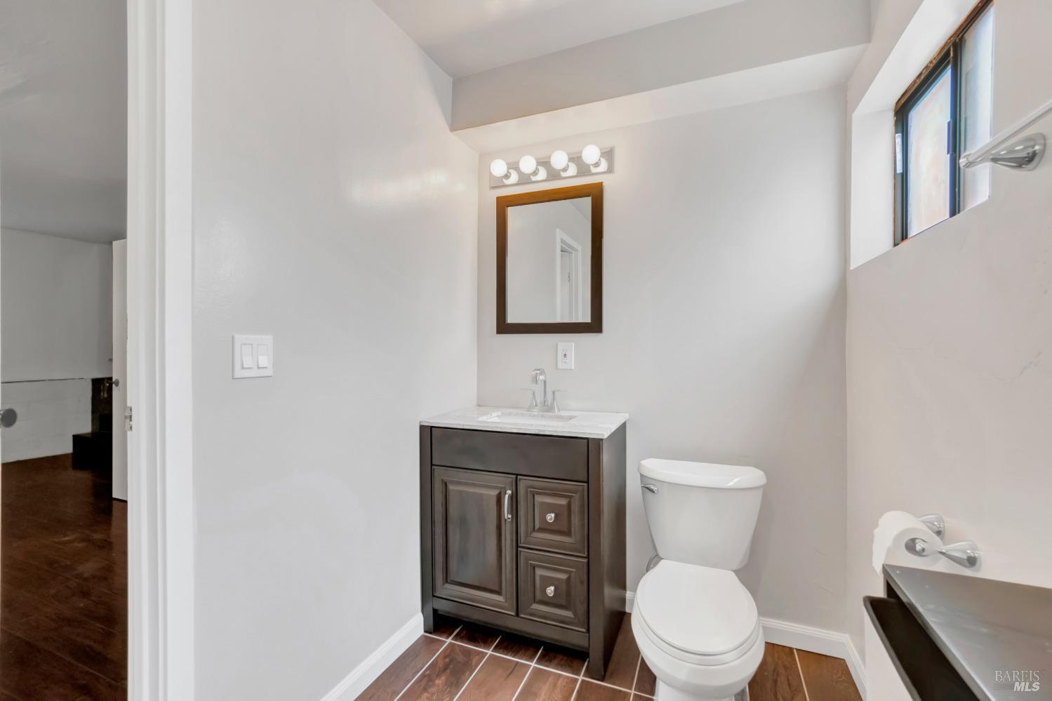 Detail Gallery Image 31 of 42 For 5798 Sunrise Dr, Lower Lake,  CA 95457 - 4 Beds | 3 Baths