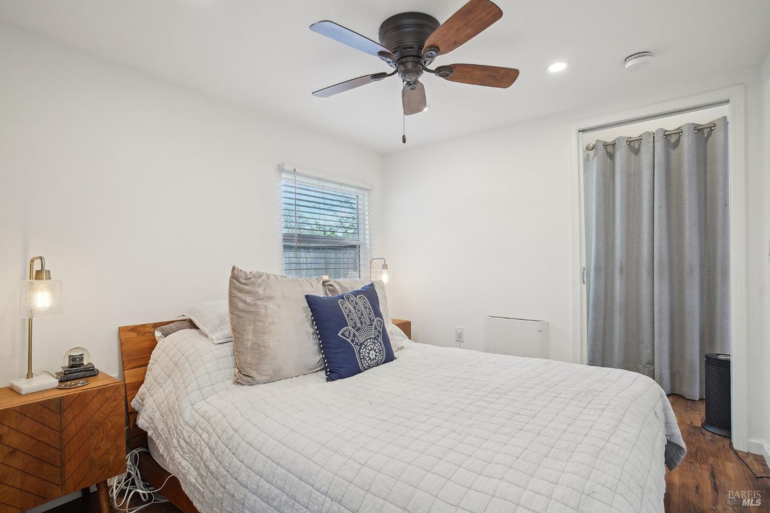 Detail Gallery Image 24 of 35 For 2716 Laurel St, Napa,  CA 94558 - 4 Beds | 2 Baths