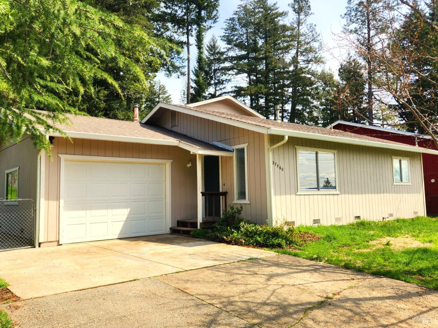 Detail Gallery Image 1 of 1 For 27560 Poppy Dr, Willits,  CA 95490 - 3 Beds | 2 Baths