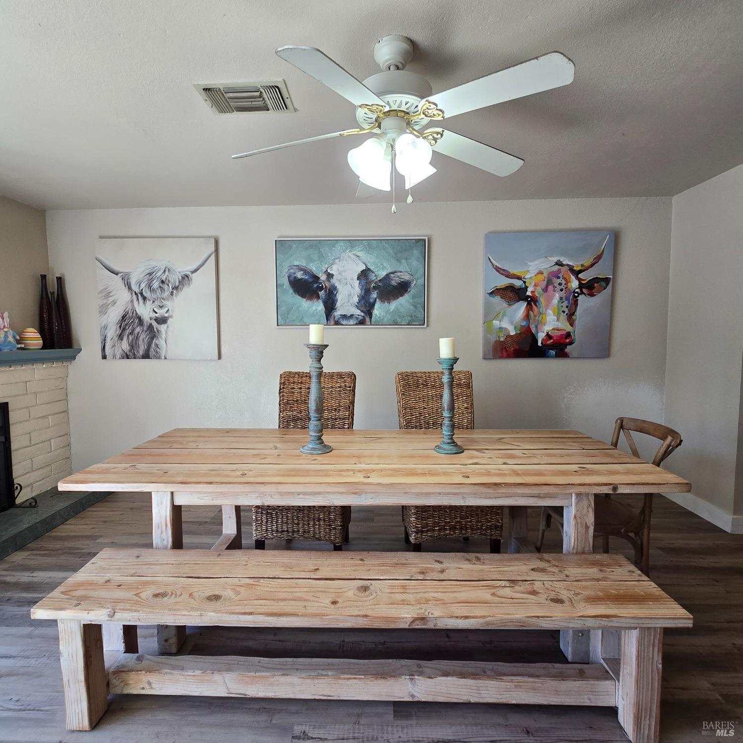 Detail Gallery Image 9 of 19 For 137 Gentry Cir, Vacaville,  CA 95687 - 3 Beds | 2 Baths