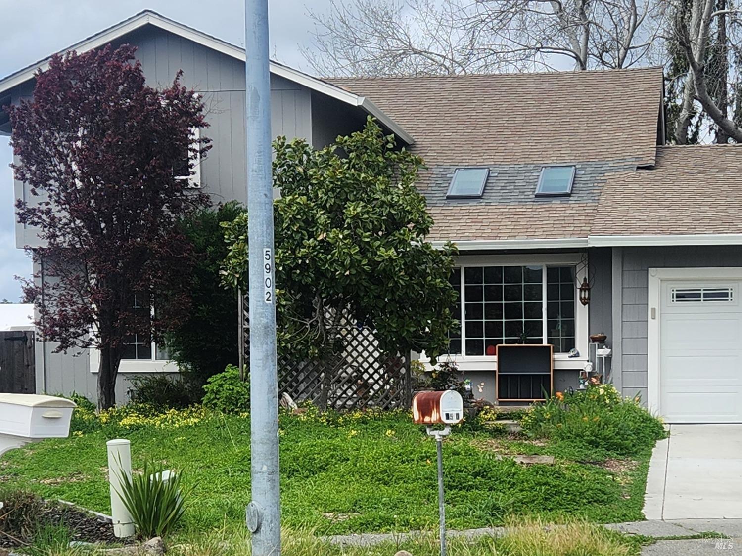 Detail Gallery Image 1 of 1 For 2517 Joseph Ct, Santa Rosa,  CA 95407 - 5 Beds | 2 Baths