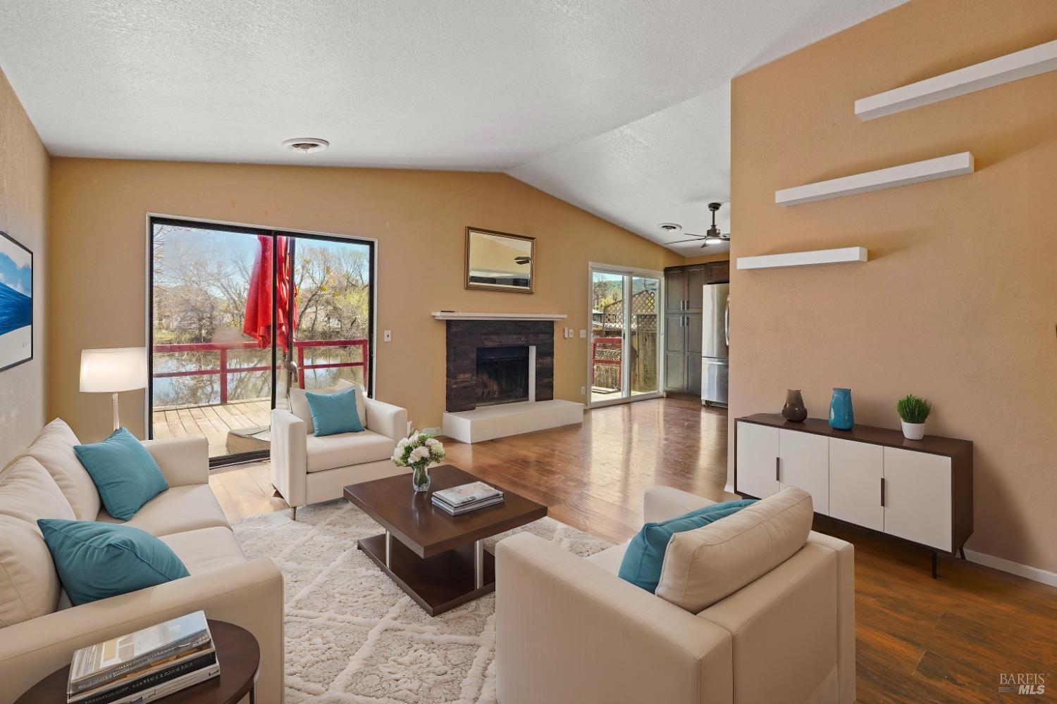 Detail Gallery Image 12 of 49 For 668 Bass Ln, Clearlake Oaks,  CA 95423 - 2 Beds | 1 Baths