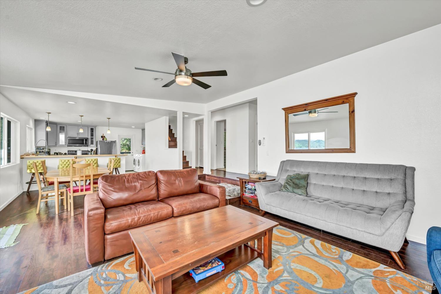 Detail Gallery Image 11 of 31 For 13624 Anderson Rd, Lower Lake,  CA 95457 - 3 Beds | 2 Baths