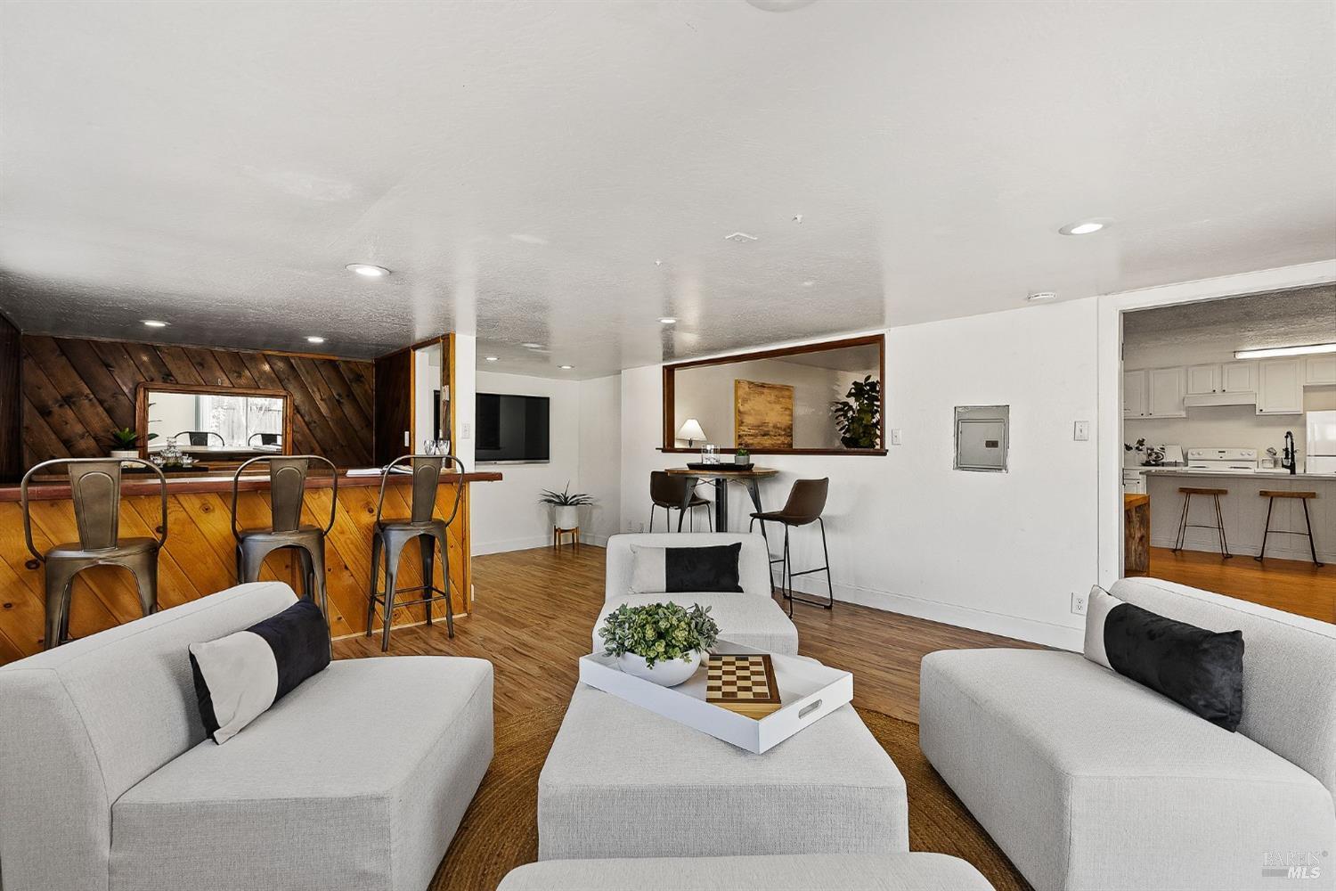 Detail Gallery Image 14 of 34 For 630 Sierra Dr, Dixon,  CA 95620 - 3 Beds | 2 Baths