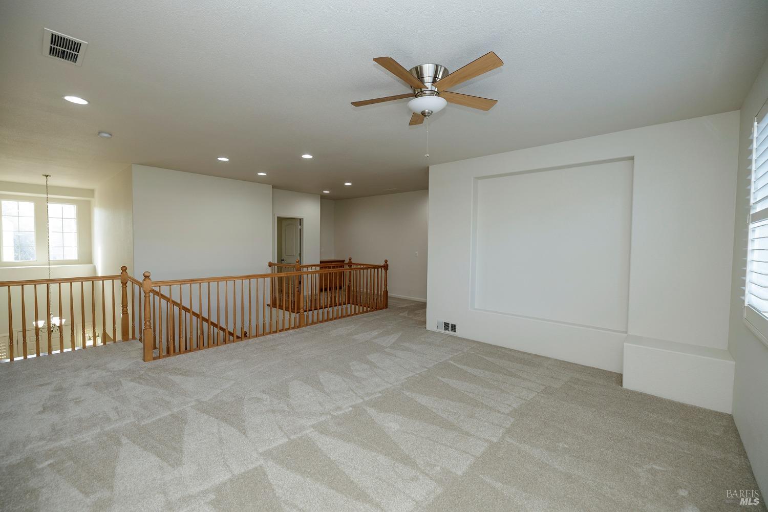 Detail Gallery Image 20 of 43 For 650 Canterbury Cir, Vacaville,  CA 95687 - 6 Beds | 4 Baths