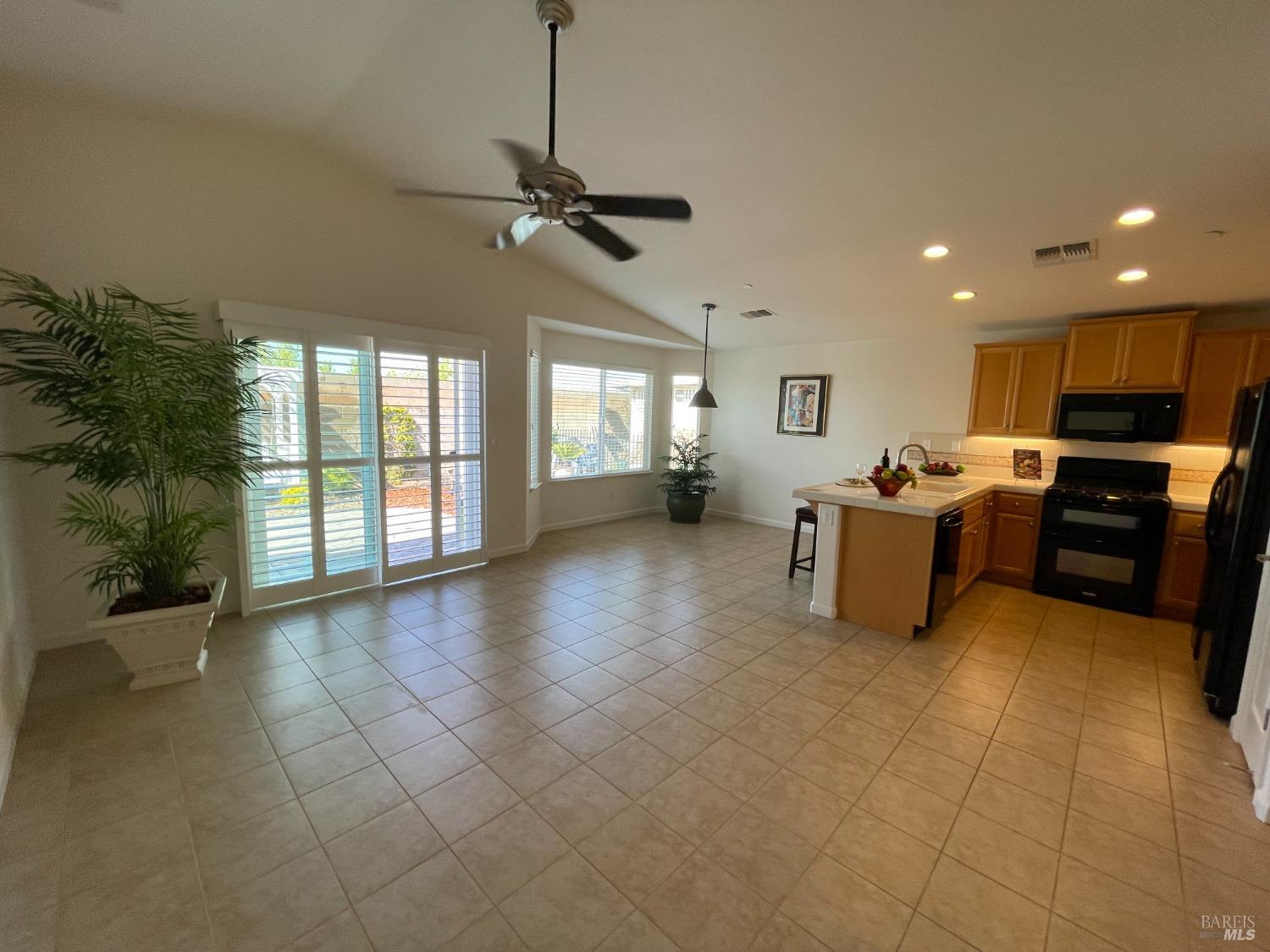 Detail Gallery Image 16 of 46 For 501 Three Rivers Ct, Rio Vista,  CA 94571 - 2 Beds | 2 Baths