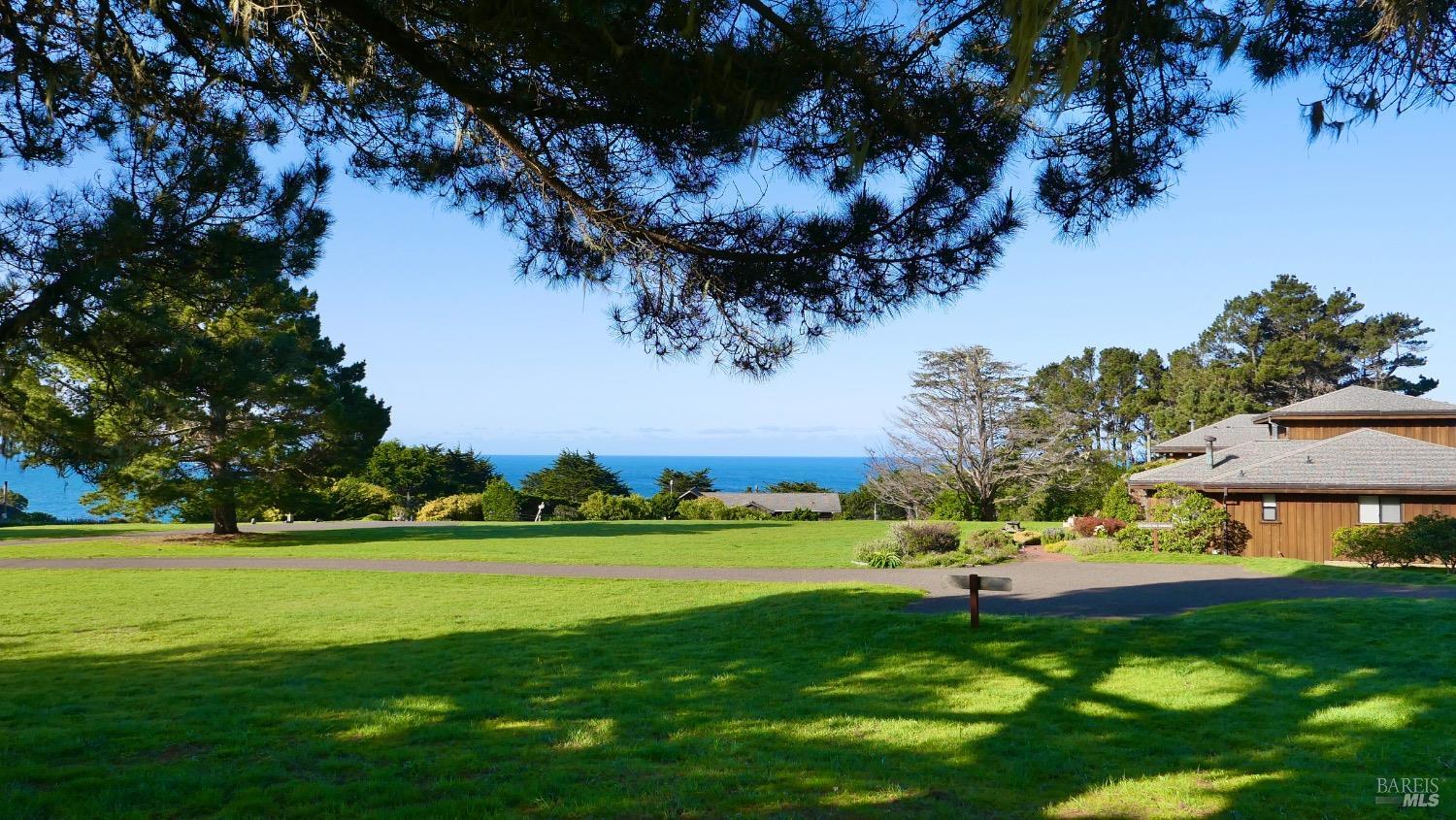 Detail Gallery Image 32 of 37 For 12858 Bishop Ln, Mendocino,  CA 95460 - 4 Beds | 3/1 Baths
