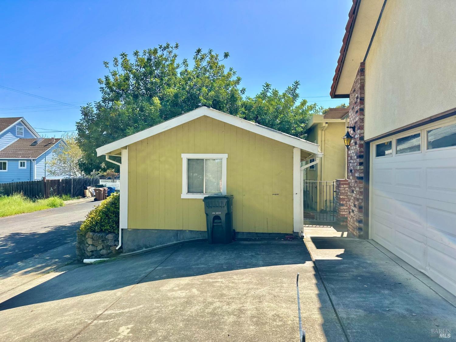 Detail Gallery Image 9 of 35 For 639 E 5th St, Benicia,  CA 94510 - – Beds | – Baths