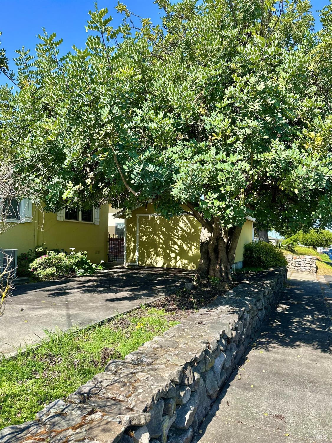 Detail Gallery Image 18 of 35 For 639 E 5th St, Benicia,  CA 94510 - – Beds | – Baths