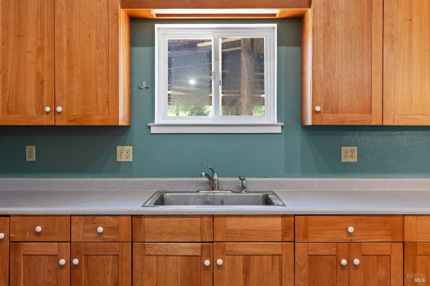 Detail Gallery Image 46 of 72 For 29100 Comptche Ukiah Rd, Comptche,  CA 95427 - 3 Beds | 2 Baths