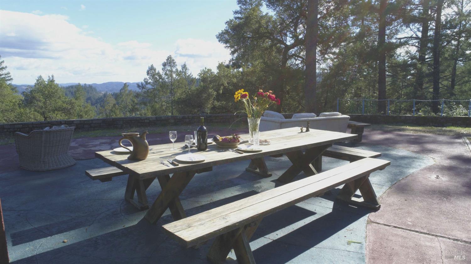 Detail Gallery Image 11 of 60 For 5000 Mohrhardt Ridge Rd, Cazadero,  CA 95421 - 5 Beds | 4 Baths