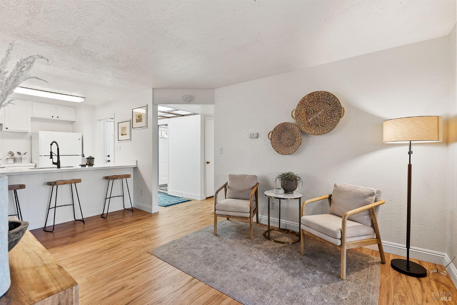 Detail Gallery Image 10 of 34 For 630 Sierra Dr, Dixon,  CA 95620 - 3 Beds | 2 Baths