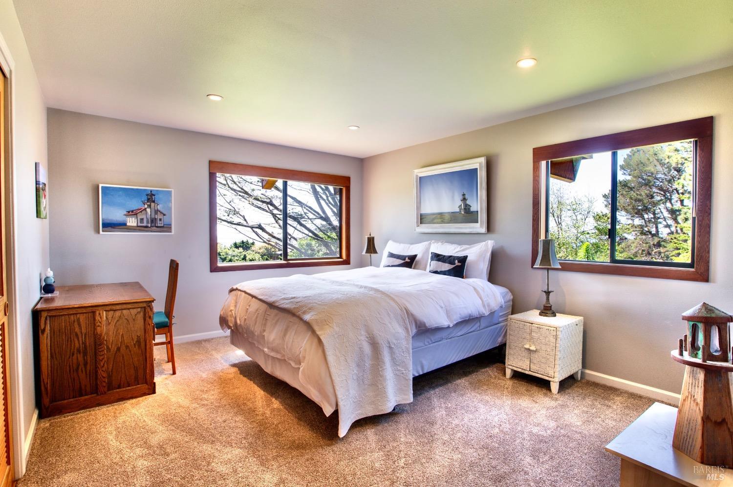 Detail Gallery Image 13 of 37 For 12858 Bishop Ln, Mendocino,  CA 95460 - 4 Beds | 3/1 Baths