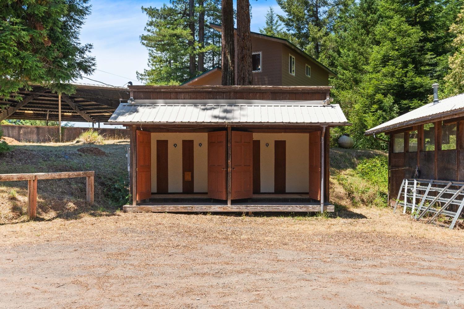 Detail Gallery Image 43 of 72 For 29100 Comptche Ukiah Rd, Comptche,  CA 95427 - 3 Beds | 2 Baths