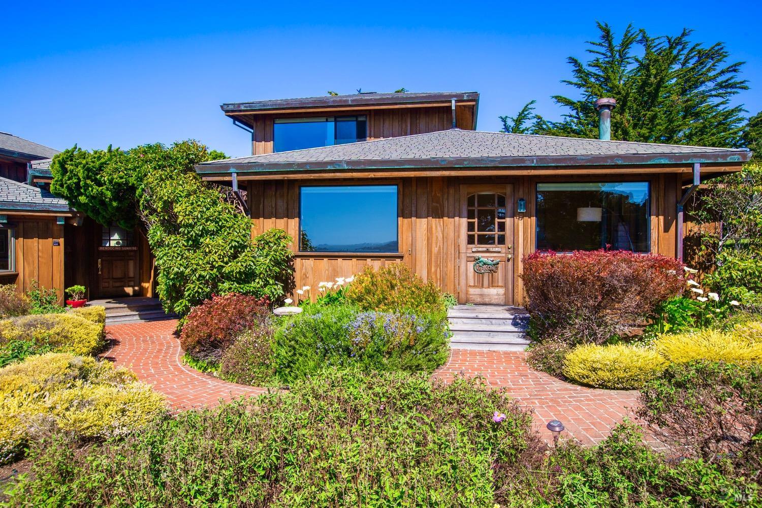 Detail Gallery Image 15 of 37 For 12858 Bishop Ln, Mendocino,  CA 95460 - 4 Beds | 3/1 Baths