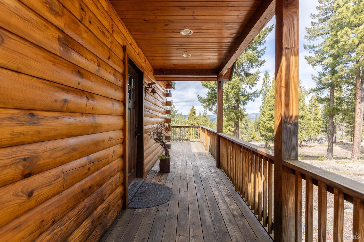 Detail Gallery Image 7 of 34 For 7780 Beckwourth Peak Rd, Portola,  CA 96122 - 3 Beds | 2/1 Baths