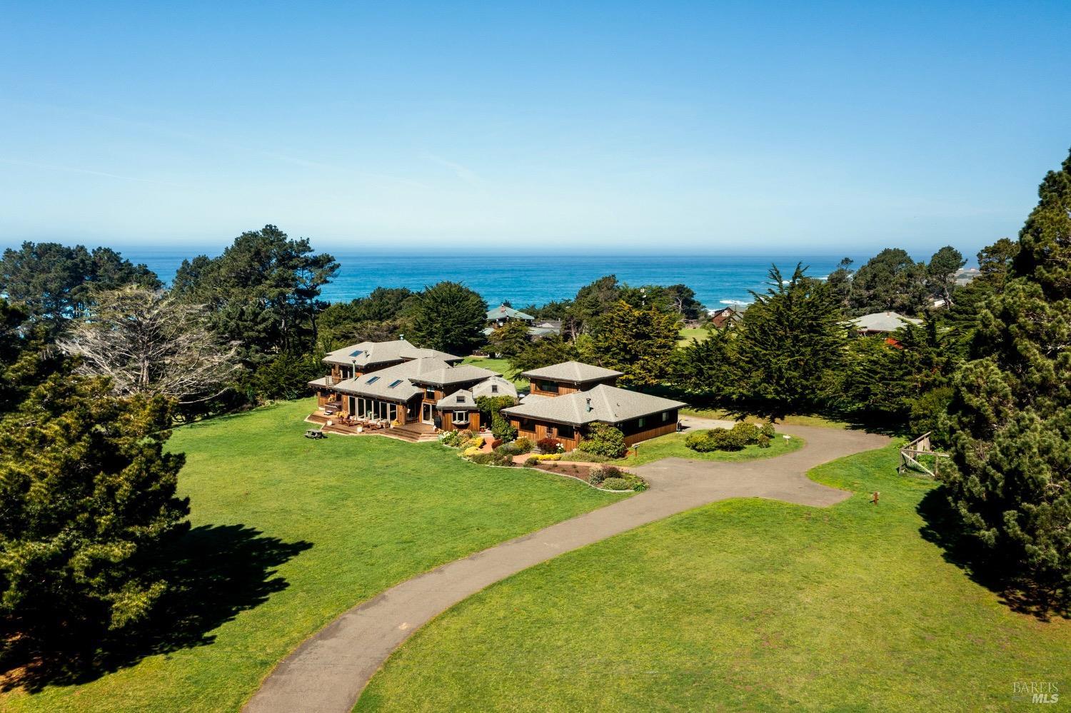 Detail Gallery Image 1 of 37 For 12858 Bishop Ln, Mendocino,  CA 95460 - 4 Beds | 3/1 Baths